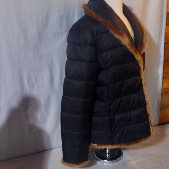 Dennis by Dennis Basso black quilted puffer jacket with faux fur trim EUC - Picture 2 of 16